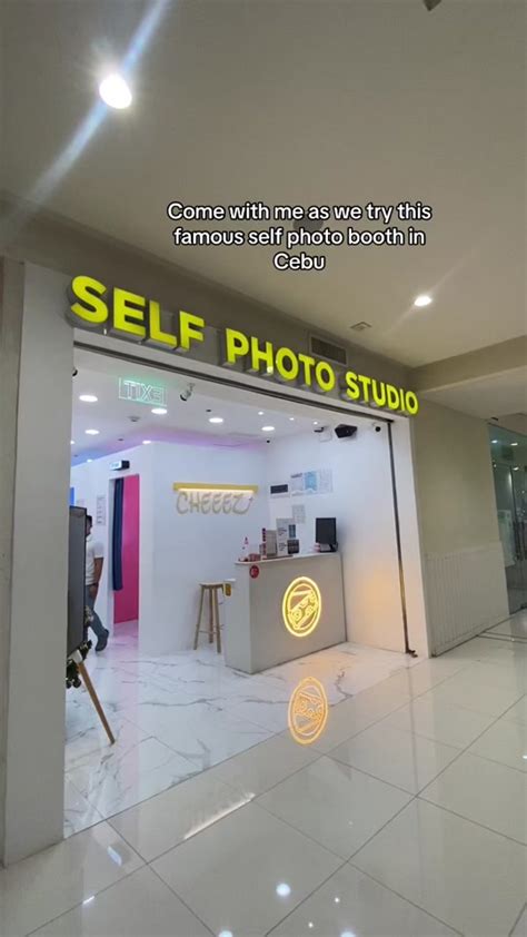 must try the korean inspired photobooth at Ayala Central Bloc.
